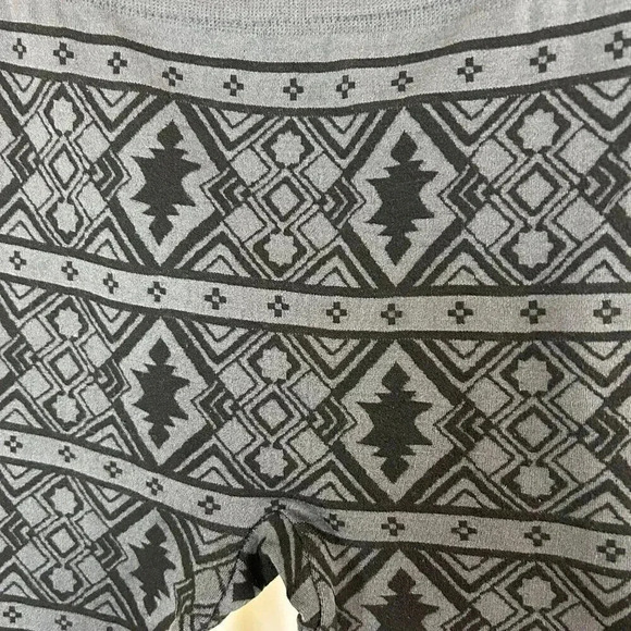 2/$30 Pink Republic Size Medium Fleece Insulated Leggings Girls Comfy Outdoors - Picture 5 of 10